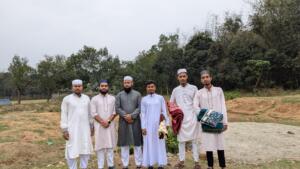 ঈদে শৈশবের বন্ধুত্বের পুনর্মিলন—নরোত্তমপুর থেকে গজারী বন পর্যন্ত এক আনন্দঘন ভ্রমণ